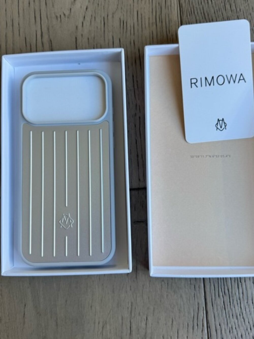 Rimowa iPhone Case with Sleek German Design Aluminum iPhone 17 pro Max